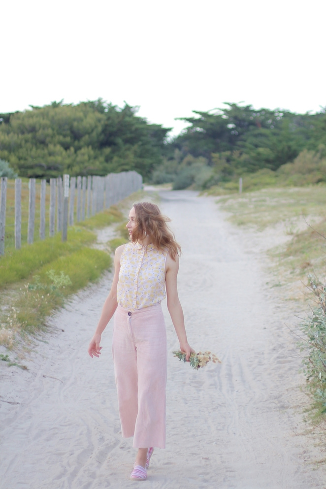 Rose poudré et sable blanc